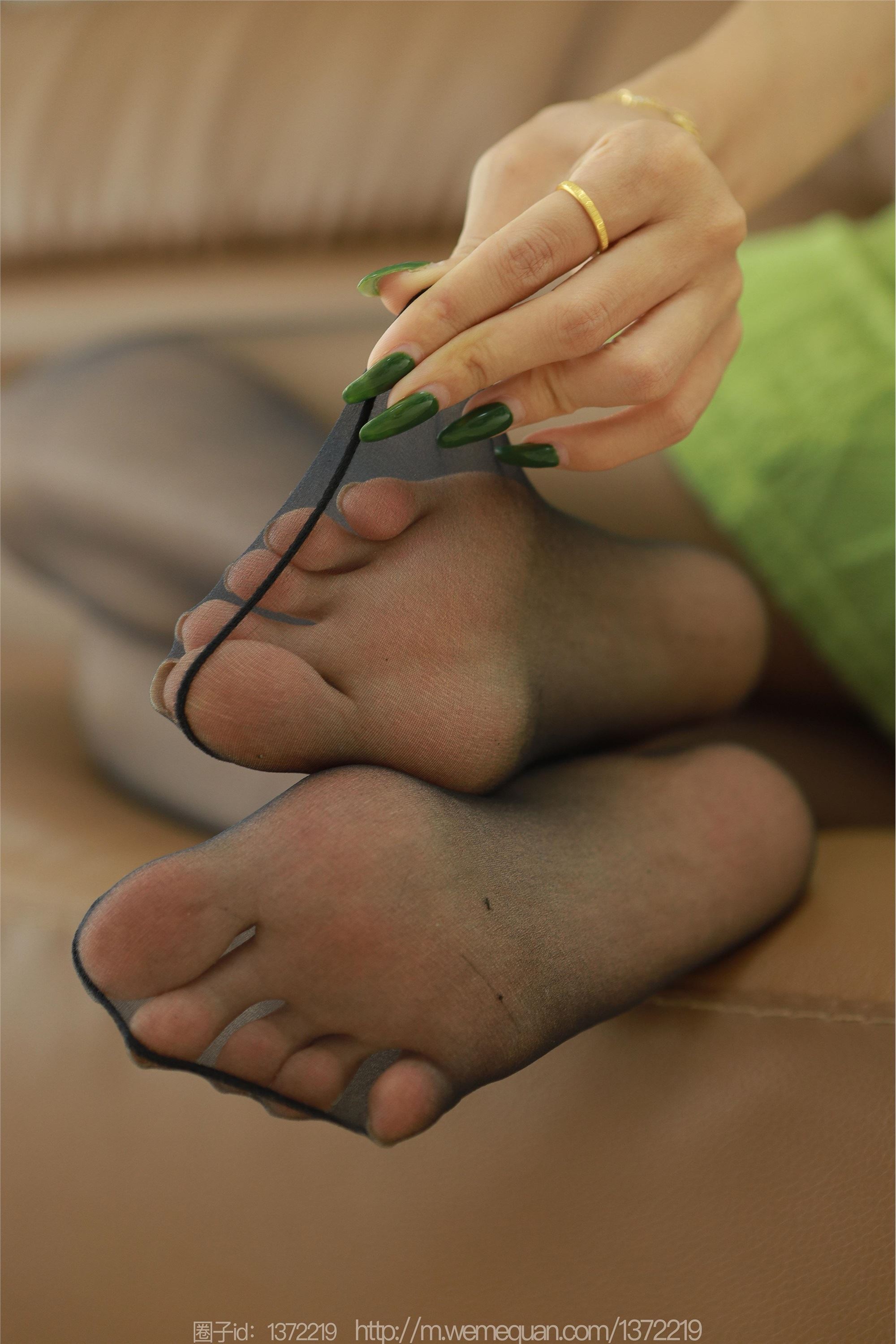 IESS异思趣向  2023.09.06 丝享家 1526 美子《牛油果穿搭》